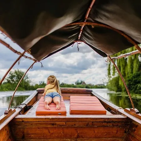 De Rijtuigenschuur * Goudriaan